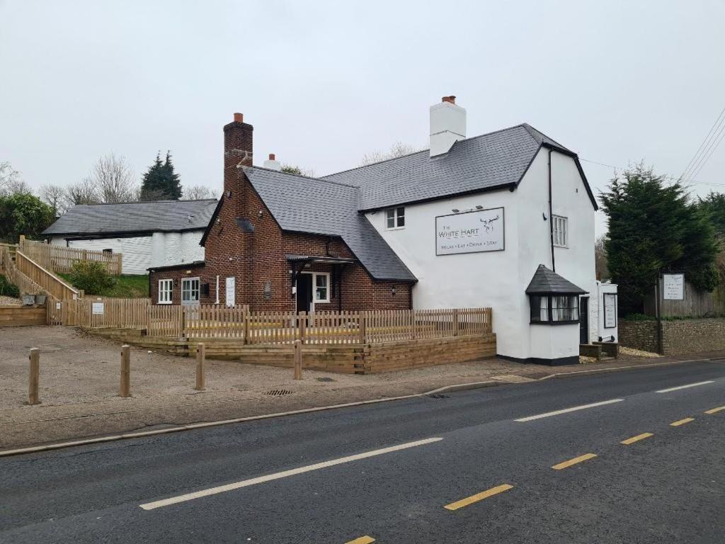 The White Hart Wilmington Hotell Honiton Exteriör bild